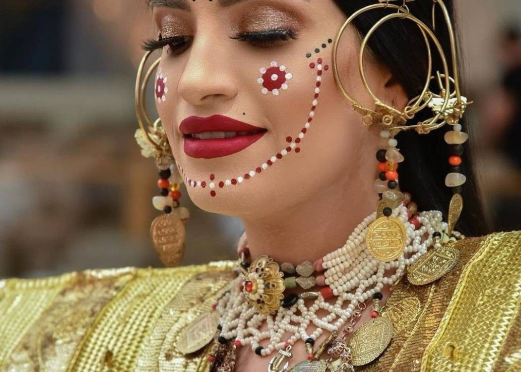 From Ceremony to Contour